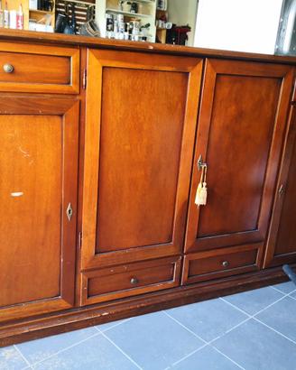 Credenza in legno - 4 sportelli e 4 cassetti