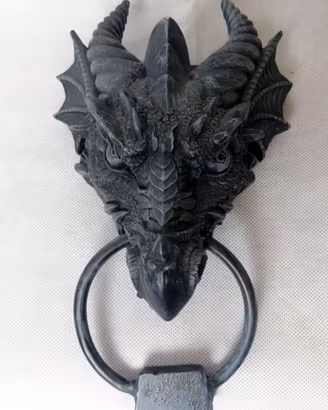 Batacchio, battente porta testa di drago