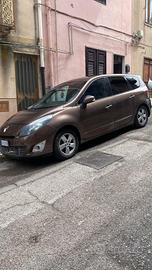 Renault scenic in buone condizioni
