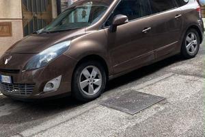 Renault scenic in buone condizioni