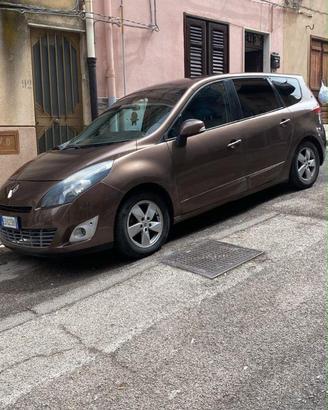 Renault scenic in buone condizioni