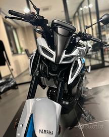 Yamaha MT-125 ICE O NERA