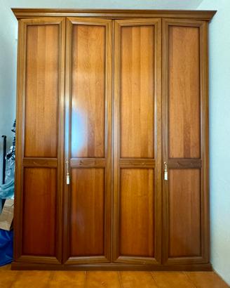 Armadio 4 ante in legno