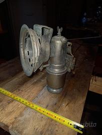 fanale a carburo da bicicletta