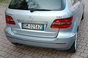 Mercedes B200