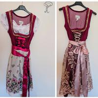 Dirndl con camicetta e due grembiuli