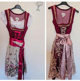 Dirndl con camicetta e due grembiuli