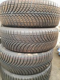 Gomme 4 stagioni  Goodyear 215/60 r 17 100v