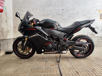 CBR 600 abs 2013
