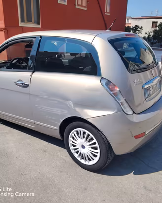 Lancia Ypsilon 1.2 Oro Bianco GPL GPL 