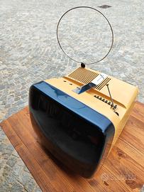 televisione antica Brionvega 