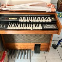 Vintage. Organo farfisa