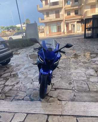 Yamaha YZF R125