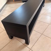 Mobile porta TV nero moderno con ripiano