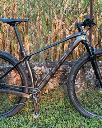 Trek Procaliber 9.5 – MTB XC Carbonio – 29”
