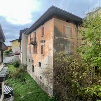 CASA INDIPENDENTE A INCUDINE