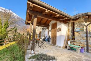 CASA INDIPENDENTE A TIRANO