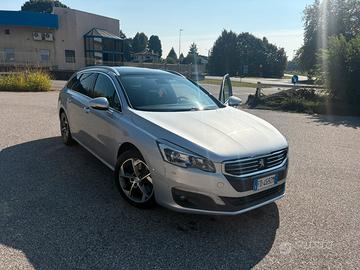 Peugeot del 2017 automatico