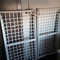 Due Stendini Richiudibili Bianco/Nero