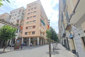 5 LOCALI A CAVA DE' TIRRENI