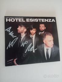 fast animals and slow kids CD autografato