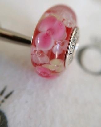 Pandora Charm in Vetro Giardino Fiorito 791652