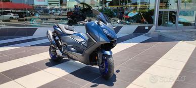 Yamaha T Max 560