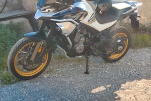 CF MT 800