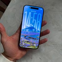 iPhone 15 Pro 256GB - Titanio Nero - Batteria 90%