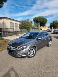 Mercedes Gla