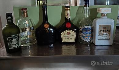 bottiglie vuote collezione alcolici