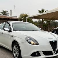 ALFA ROMEO Giulietta 1.6 JTDm-2 105 CV Distinctive