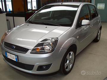 Ford Fiesta 1.4 TDCi Titanium 5 porte – 98.000 km