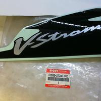 ADESIVO DX V -STROM 07-09 SUZUKI 68685-27G00-CUD
