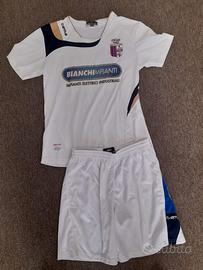 magliette pantaloncini calcio