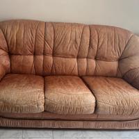 divano letto in pelle