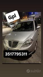 Lancia y gpl 2009