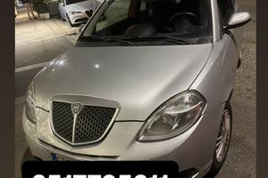 Lancia y gpl 2009