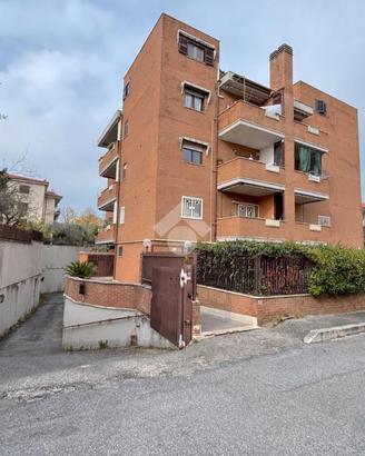 BOX A GENZANO DI ROMA