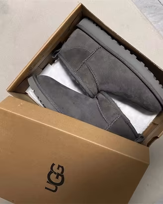 UGG Ultra Mini Grigio EU 37