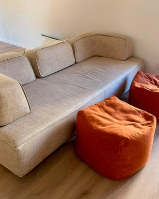 Divano prisma Diotti Salotti con puoff Cherie Soft