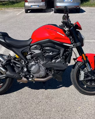 Ducati Monster 937 plus anno 2022