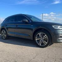 AUDI Q5 2.0 190cv S line