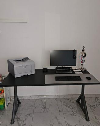 Scrivania Idasen Ikea 160x80