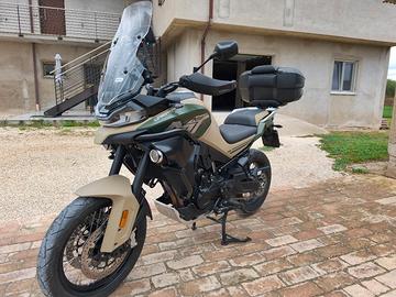 CF Moto 800MT limited edition 