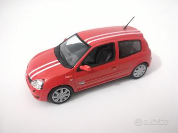 1/43 Clio 2 fase 3 cup rs 2004 182cv