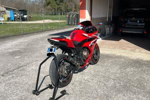 Honda cbr 500r