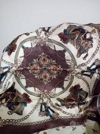 Foulard in seta pura 100%