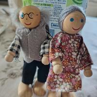 bambole in legno e stoffa 