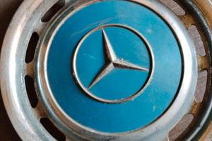 copricerchio/coprimozzo vintage Mercedes Benz 